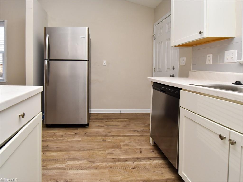 property viewer photo 5