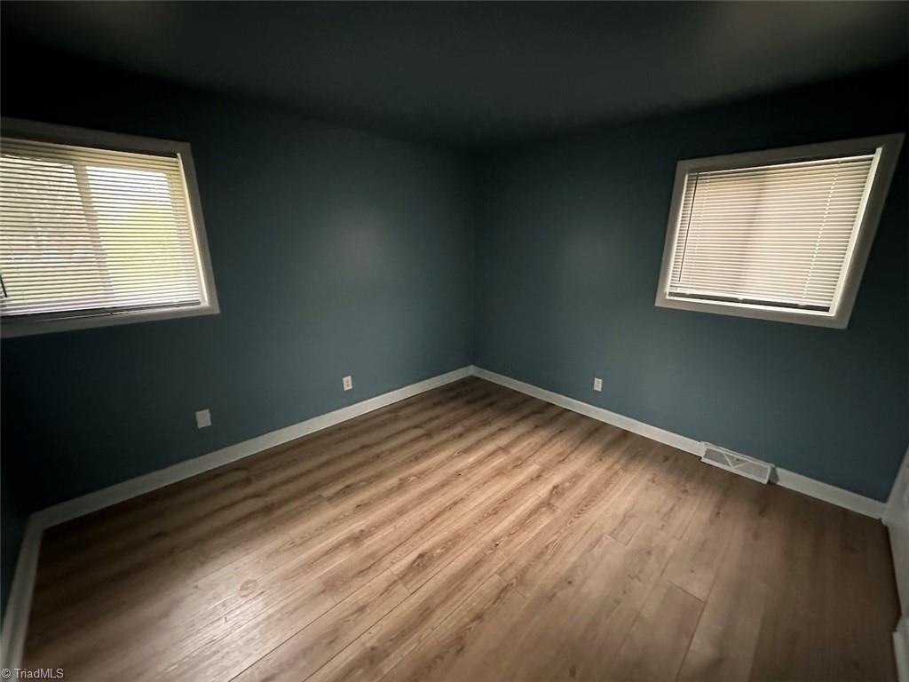 property viewer photo 1