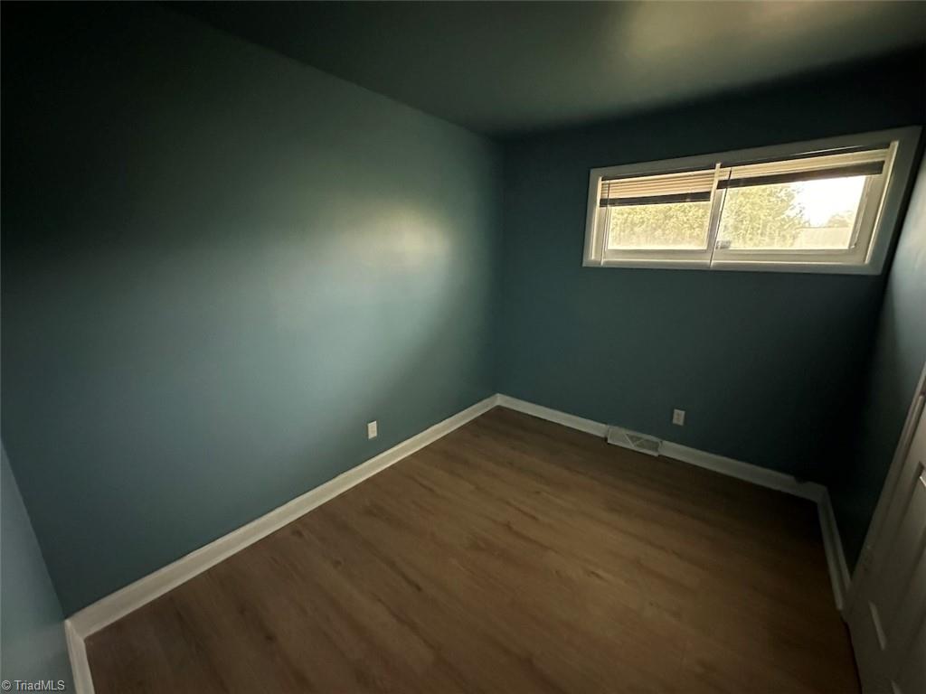property viewer photo 8