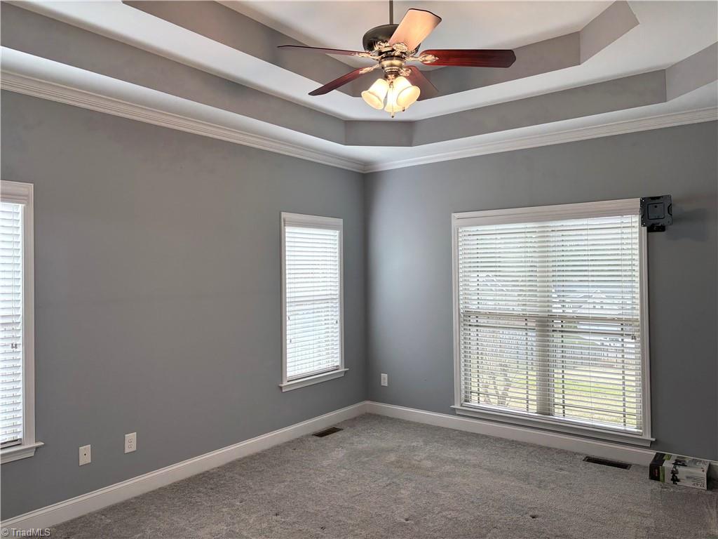 property viewer photo 10