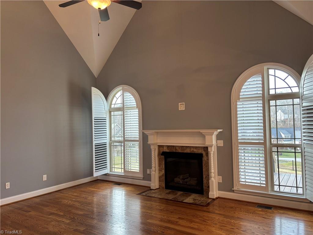 property viewer photo 5