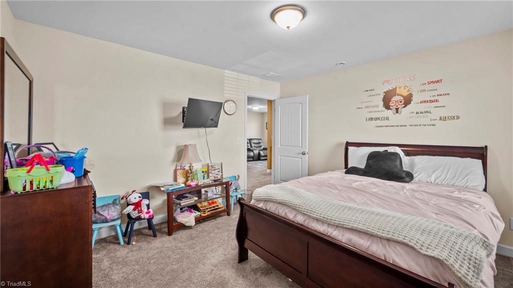 property viewer photo 11