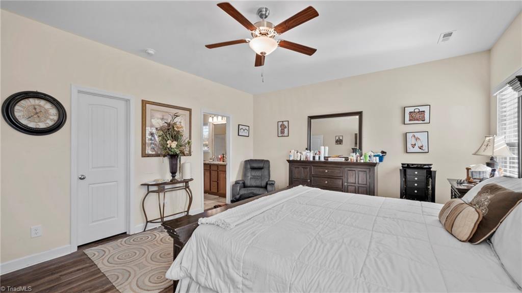 property viewer photo 24