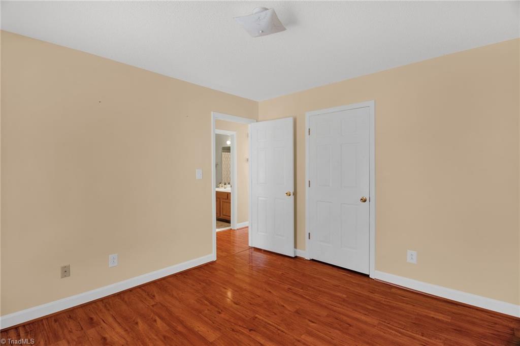 property viewer photo 21