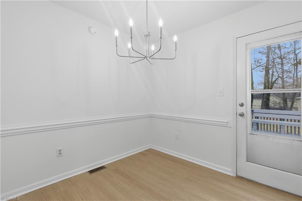 property viewer photo 10