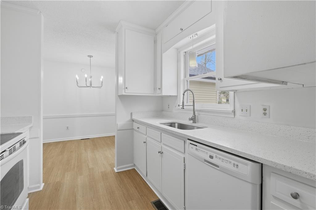 property viewer photo 13