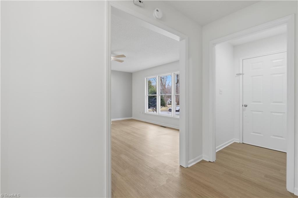 property viewer photo 8