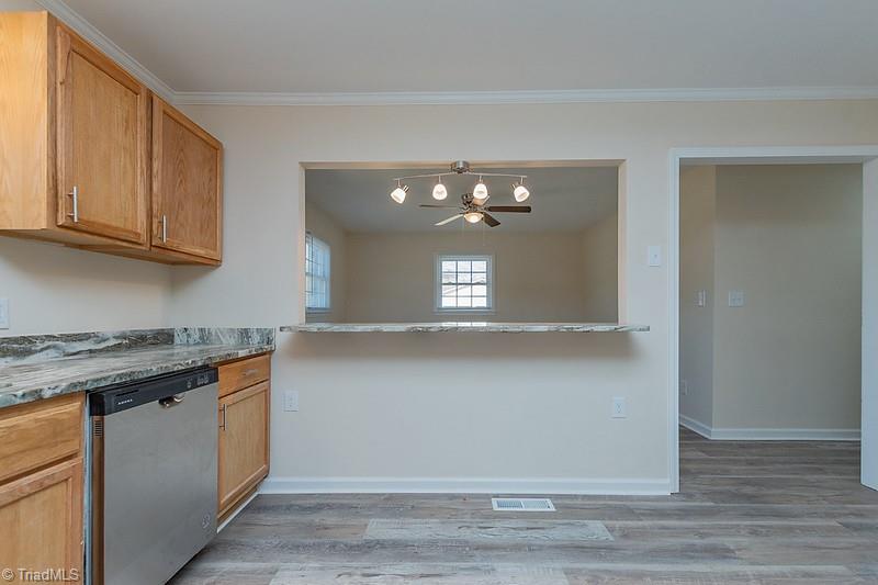 property viewer photo 10