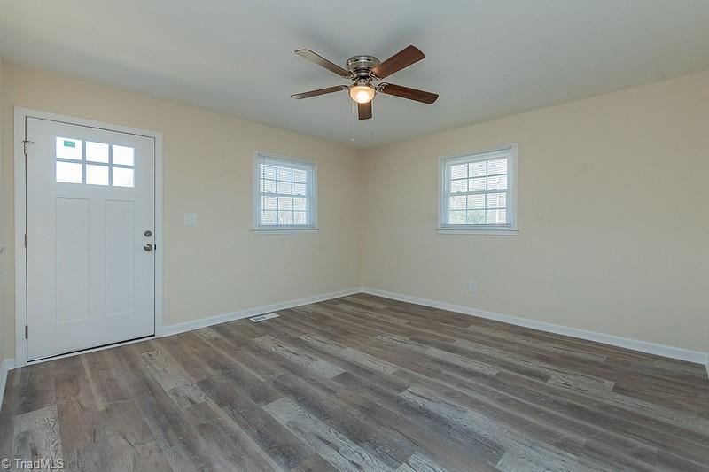 property viewer photo 15