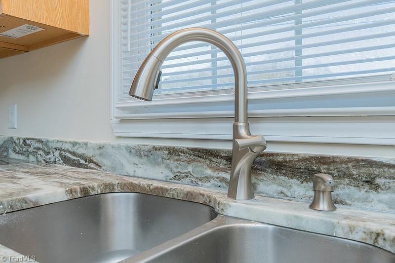 property viewer photo 16