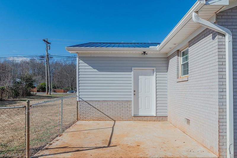 property viewer photo 26