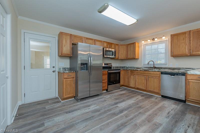 property viewer photo 5