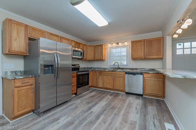 property viewer photo 6