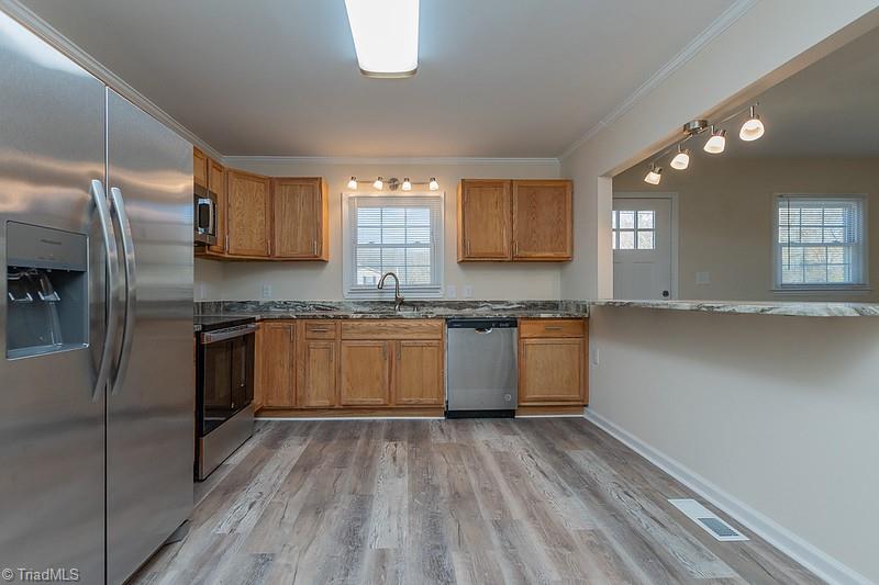 property viewer photo 9