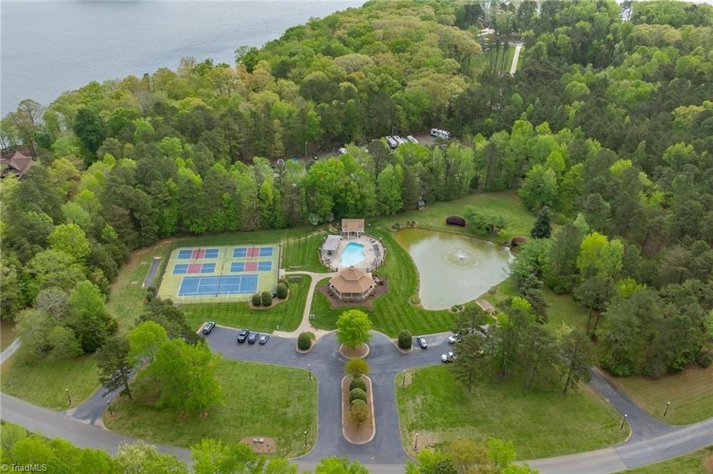 property viewer photo 9