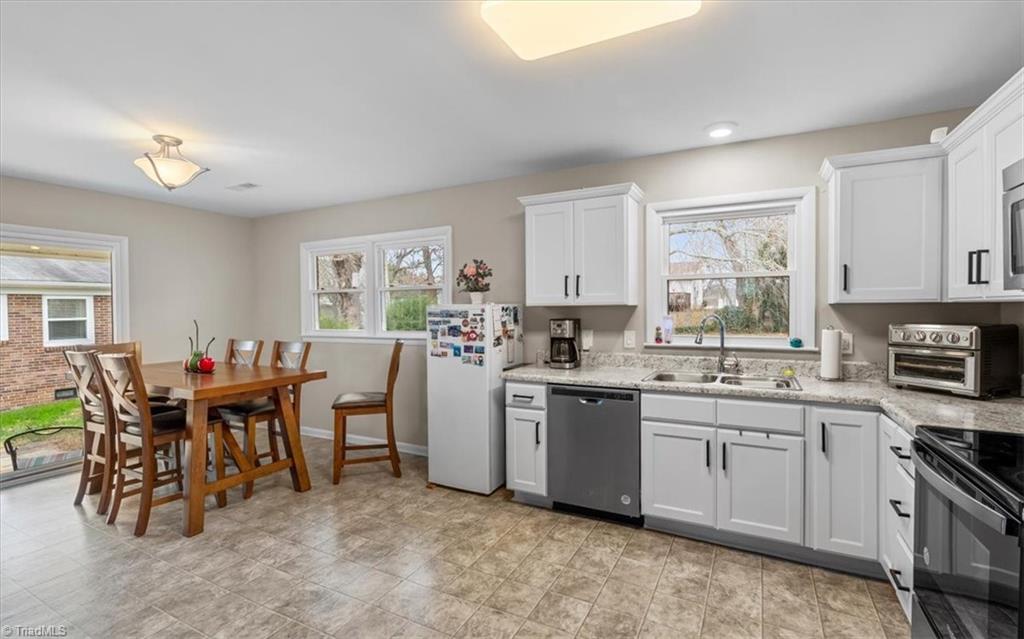 property viewer photo 11