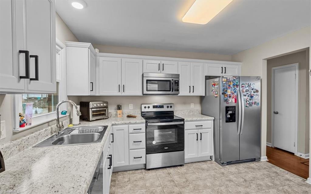 property viewer photo 12