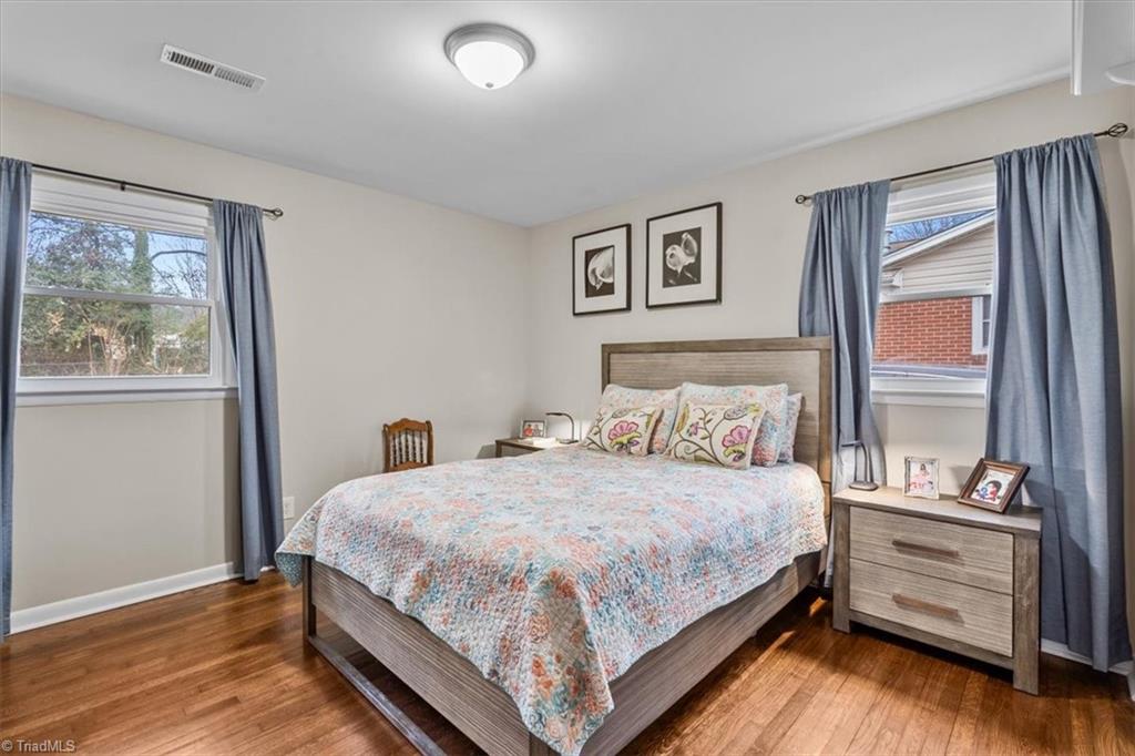 property viewer photo 17