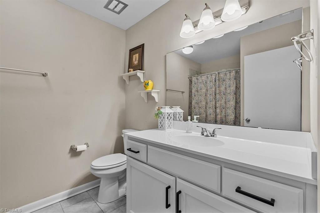 property viewer photo 23