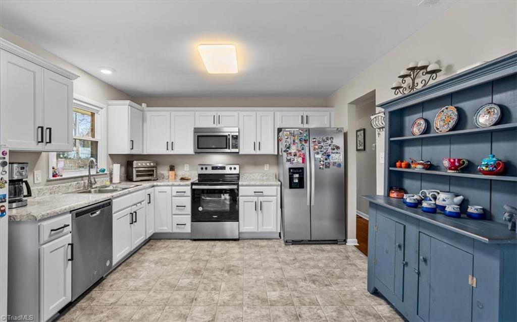 property viewer photo 9