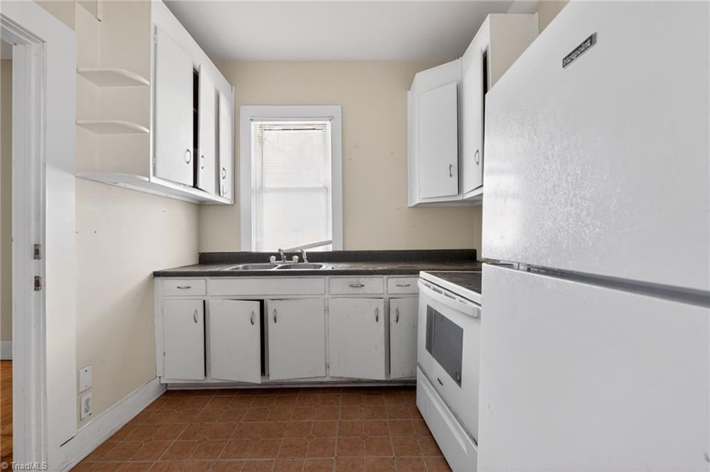 property viewer photo 9