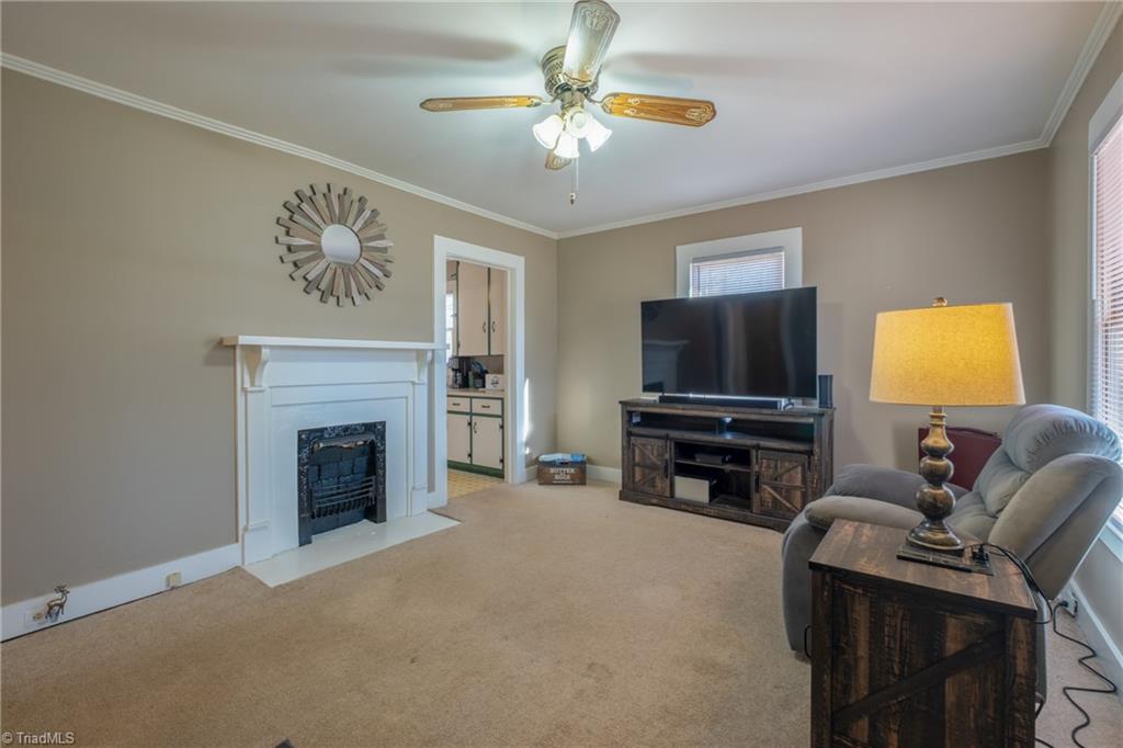 property viewer photo 4