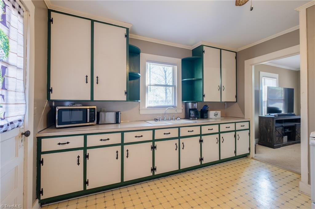 property viewer photo 9
