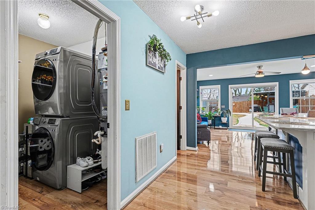 property viewer photo 10