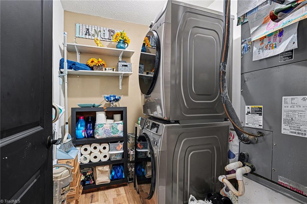 property viewer photo 11