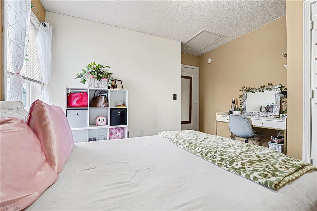 property viewer photo 21