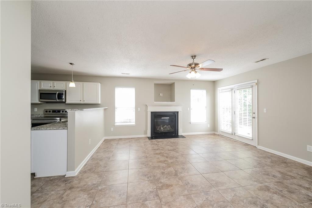 property viewer photo 1