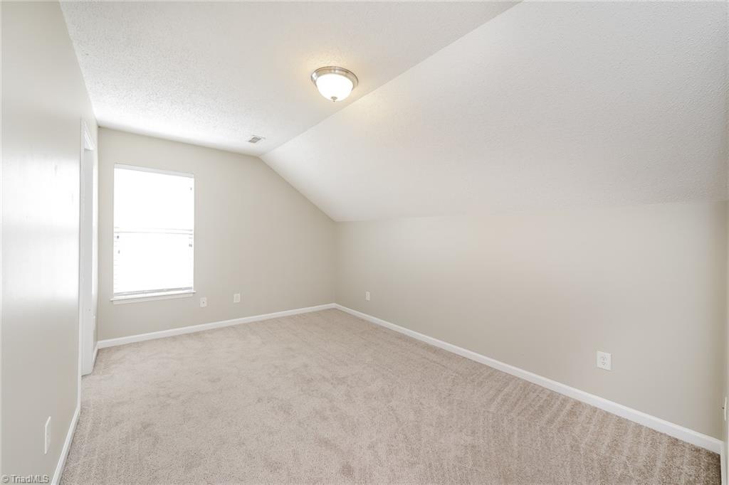 property viewer photo 10