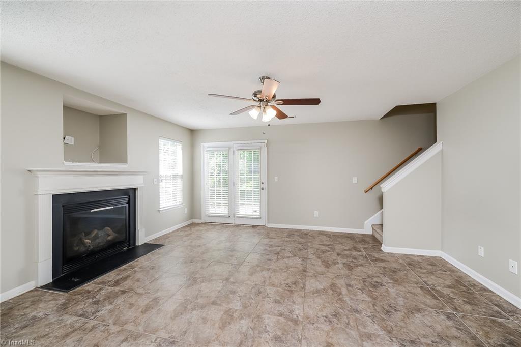 property viewer photo 2