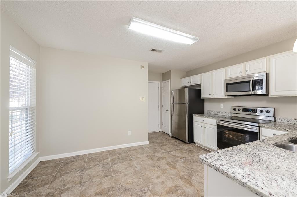 property viewer photo 5