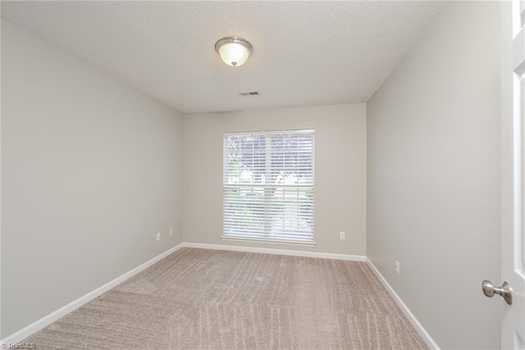 property viewer photo 9