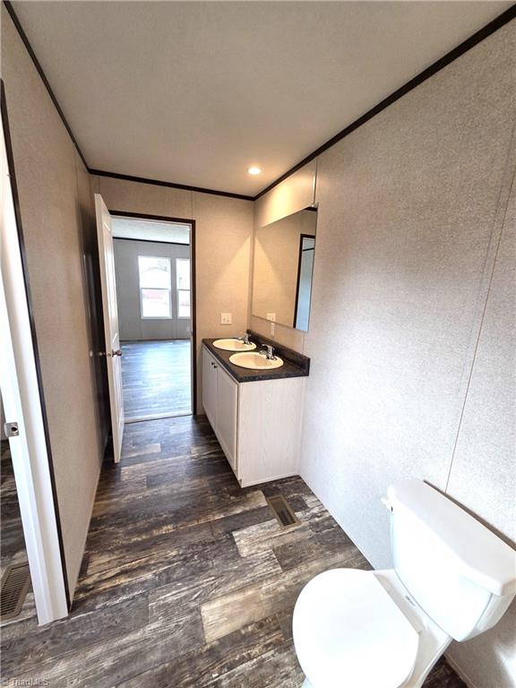 property viewer photo 13