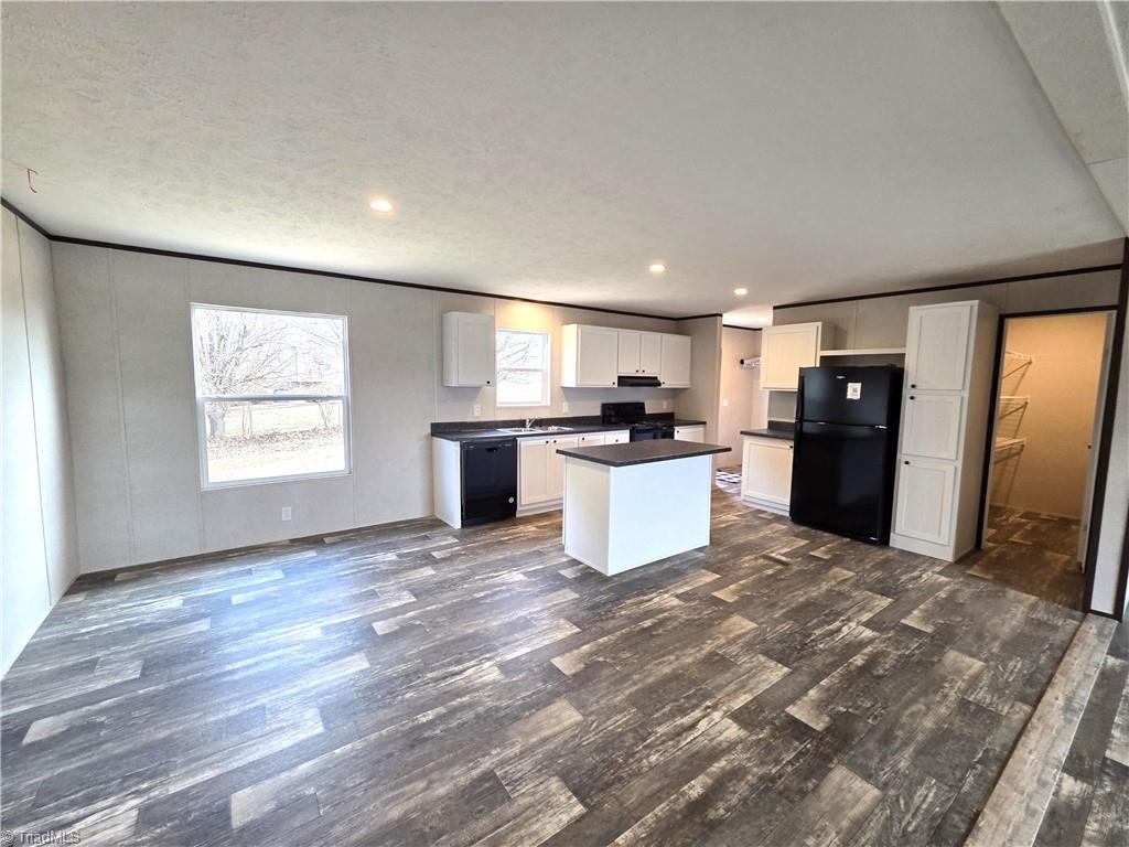 property viewer photo 3