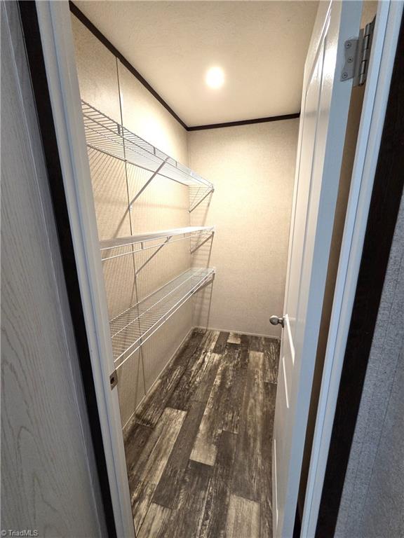 property viewer photo 6