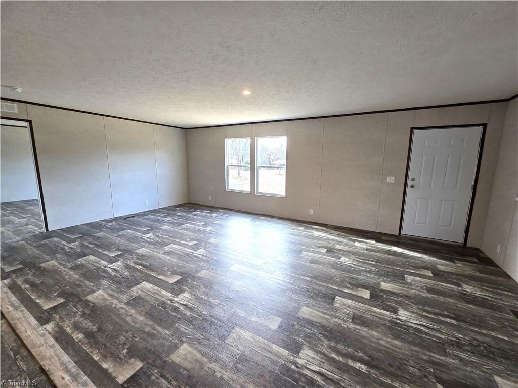 property viewer photo 8