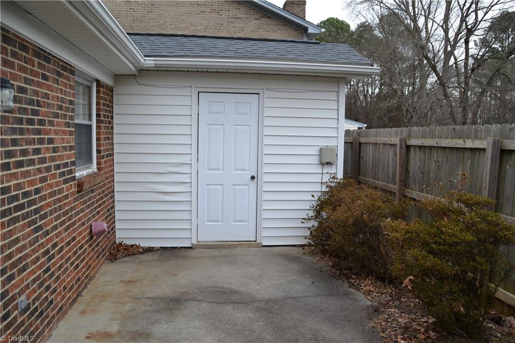 property viewer photo 9