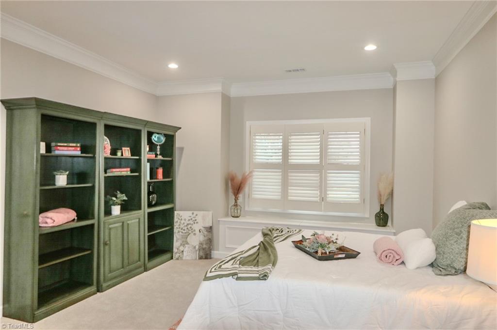 property viewer photo 13