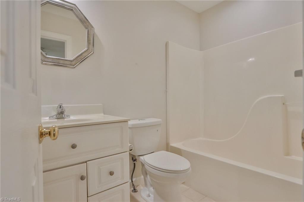 property viewer photo 26