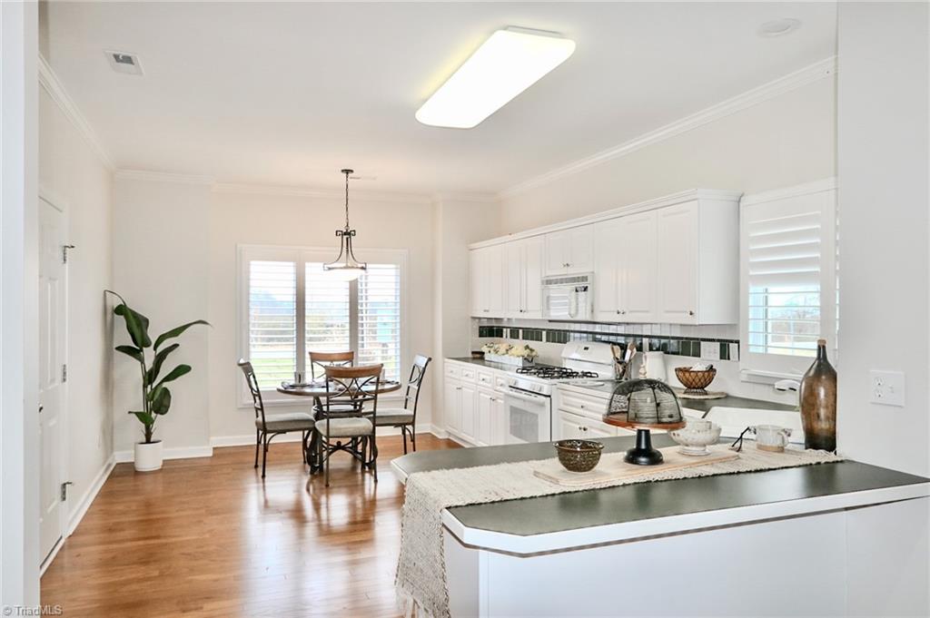 property viewer photo 8