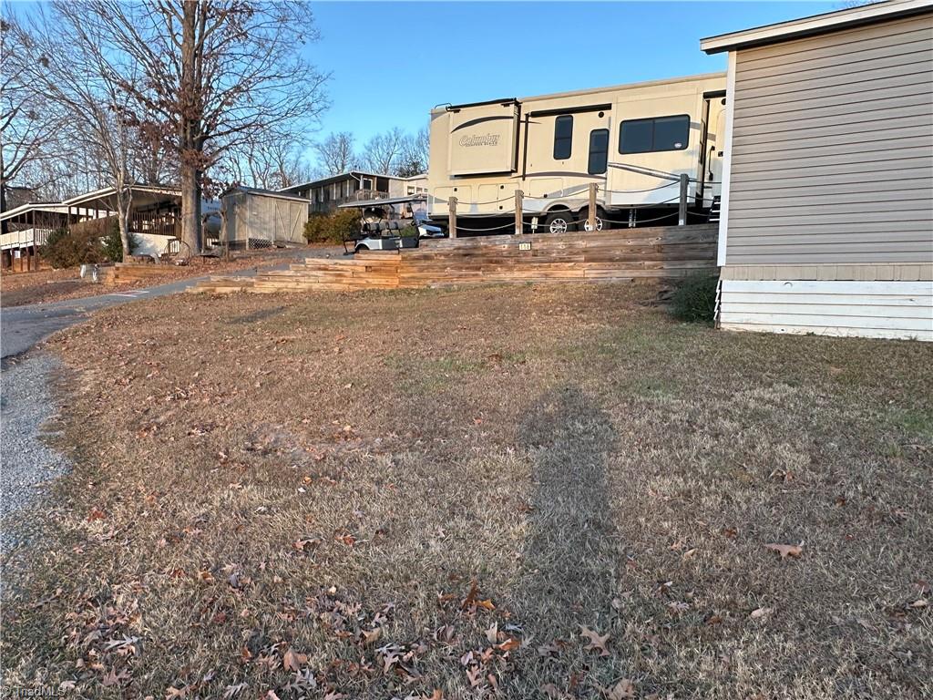 main property photo 16