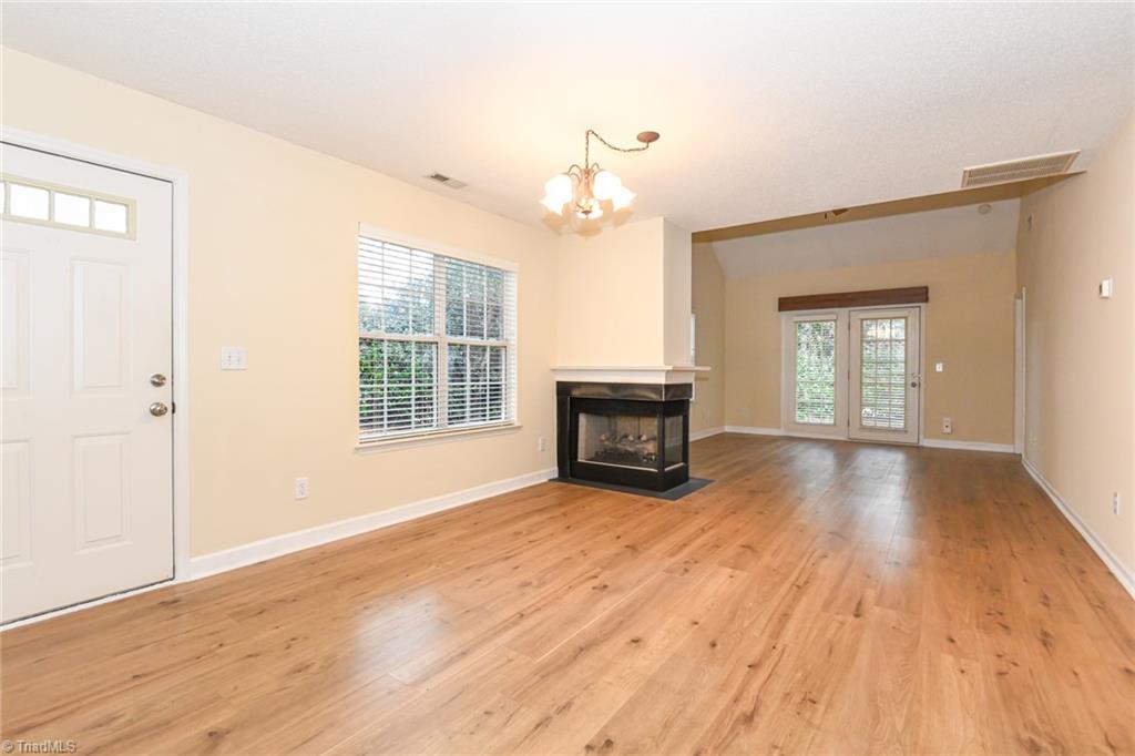 property viewer photo 14