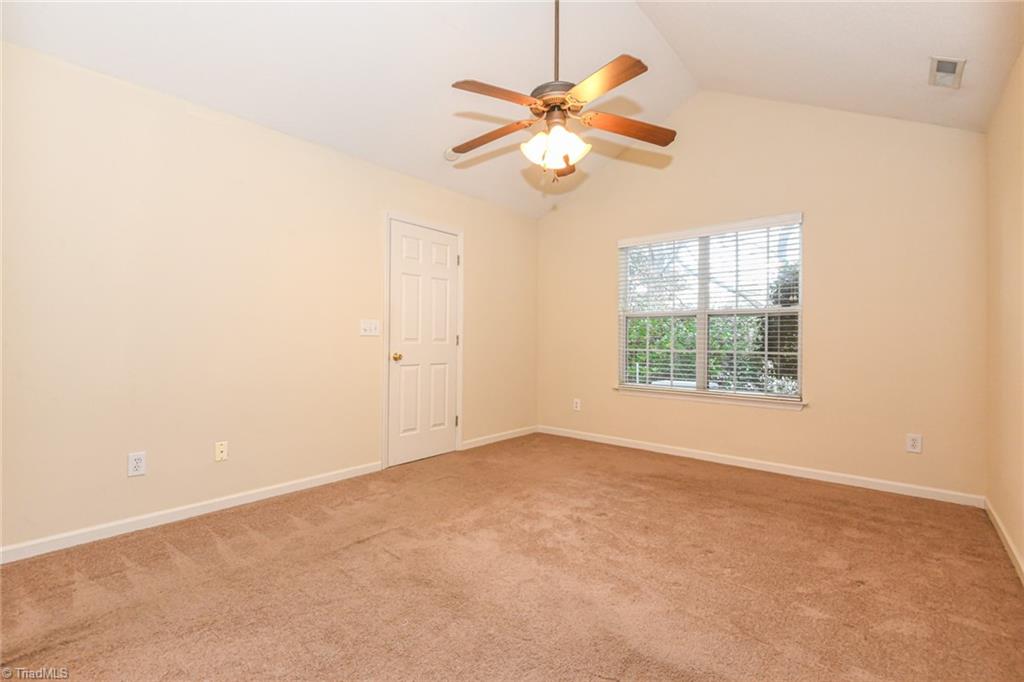 property viewer photo 17