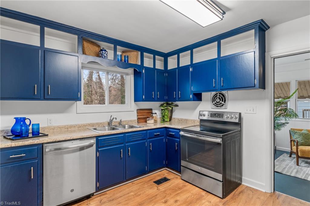 property viewer photo 13