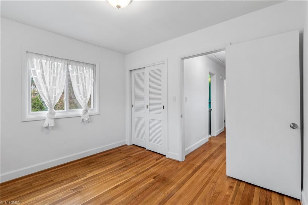 property viewer photo 24