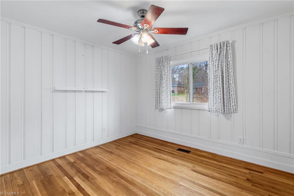 property viewer photo 26