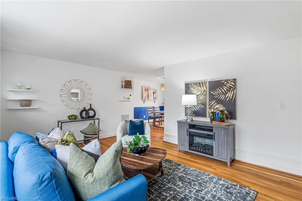 property viewer photo 5